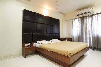Hotel Neelkanth Paradise, Ahmedabad 4